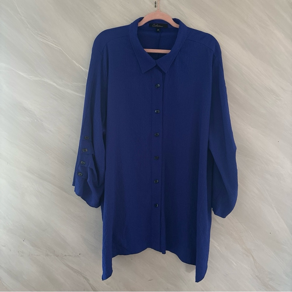 Calessa Women’s 3X Blue Textured 3/4 Sleeve Button Up Shark Bite Hem Blouse